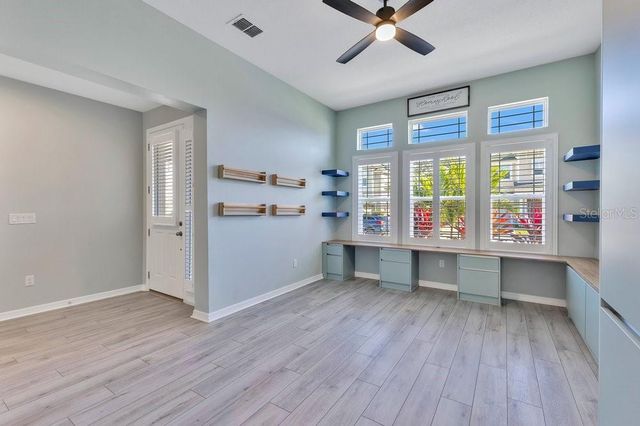 9406 LAUNCH POINT ROAD, Orlando, FL 32832