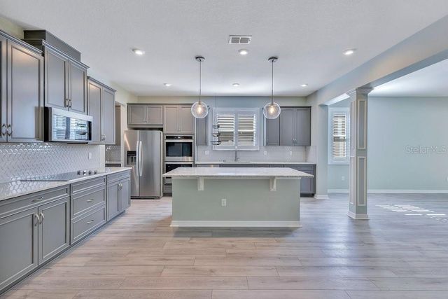 9406 LAUNCH POINT ROAD, Orlando, FL 32832