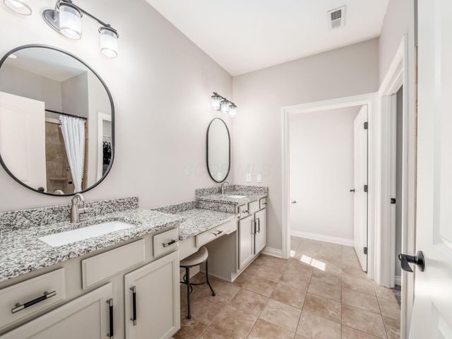 900 Essex Loop, Marysville, OH 43040