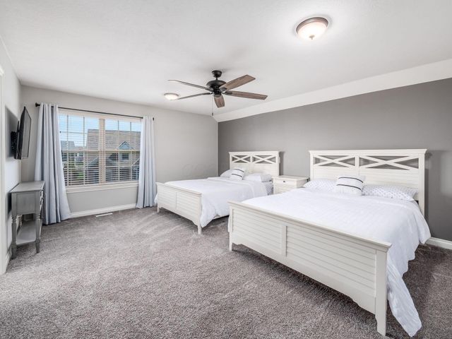 900 Essex Loop, Marysville, OH 43040