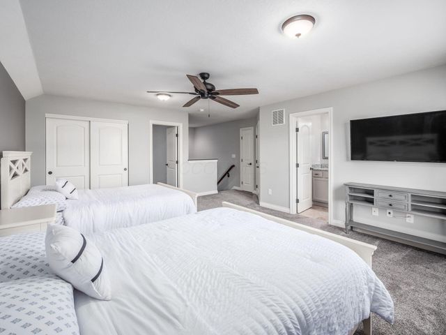 900 Essex Loop, Marysville, OH 43040