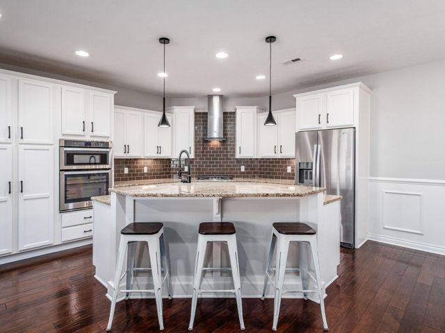 900 Essex Loop, Marysville, OH 43040