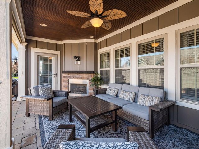 900 Essex Loop, Marysville, OH 43040