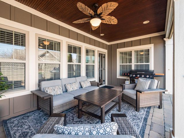 900 Essex Loop, Marysville, OH 43040