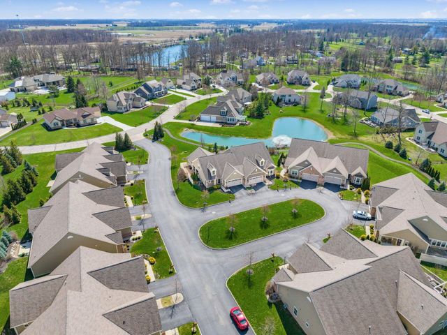 900 Essex Loop, Marysville, OH 43040