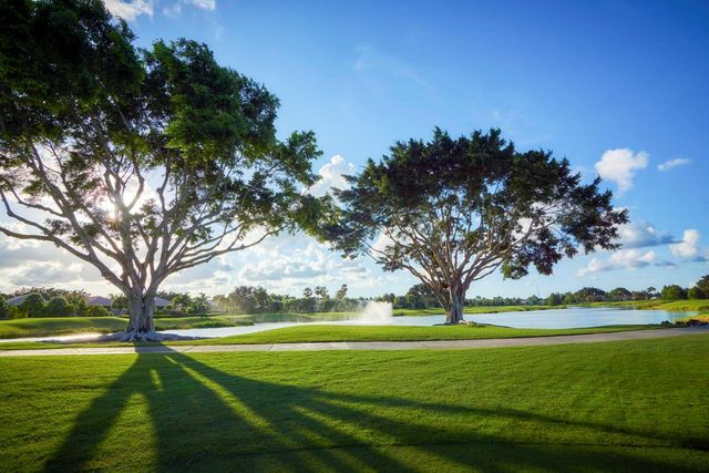 10324 Osprey Trace, West Palm Beach, FL 33412