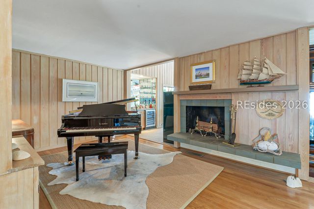 21 Calibogue Cay Road N, Hilton Head Island, SC 29928