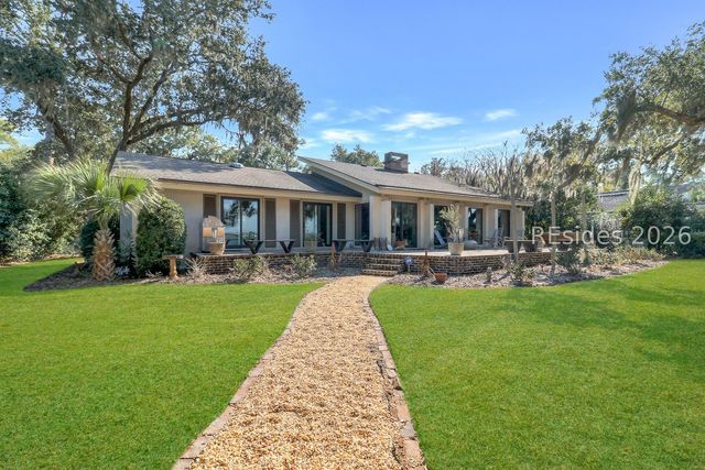 21 Calibogue Cay Road N, Hilton Head Island, SC 29928