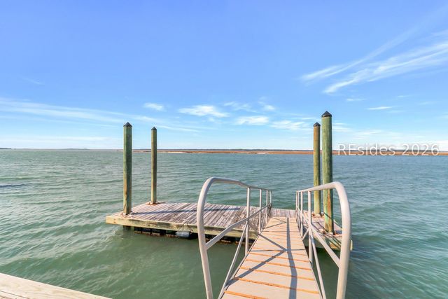 21 Calibogue Cay Road N, Hilton Head Island, SC 29928
