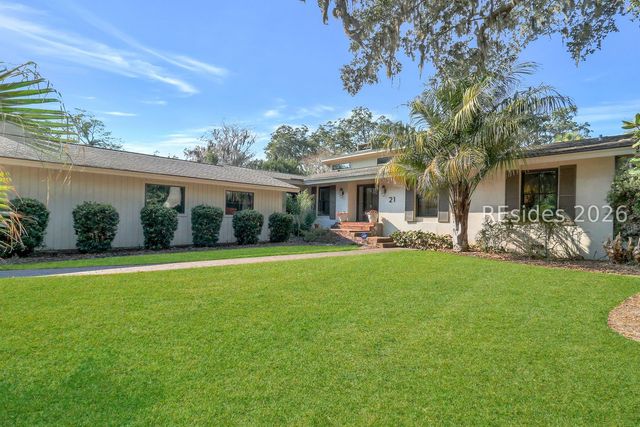21 Calibogue Cay Road N, Hilton Head Island, SC 29928