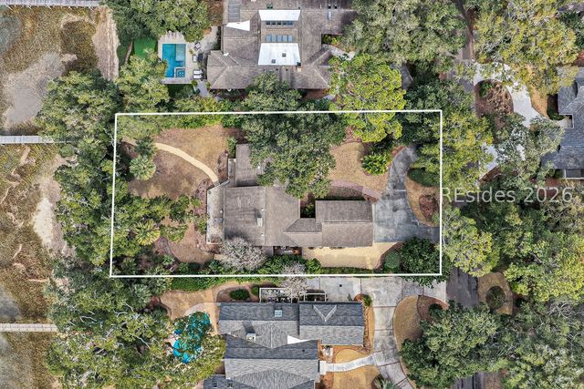 21 Calibogue Cay Road N, Hilton Head Island, SC 29928