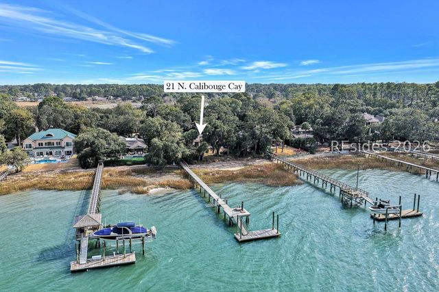 21 Calibogue Cay Road N, Hilton Head Island, SC 29928