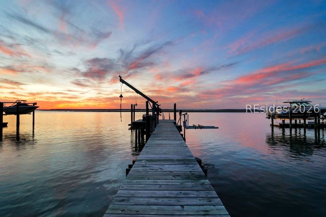 21 Calibogue Cay Road N, Hilton Head Island, SC 29928