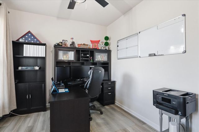 37 FELDBERG DR, Charles Town, WV 25414