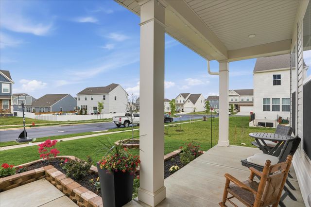 37 FELDBERG DR, Charles Town, WV 25414