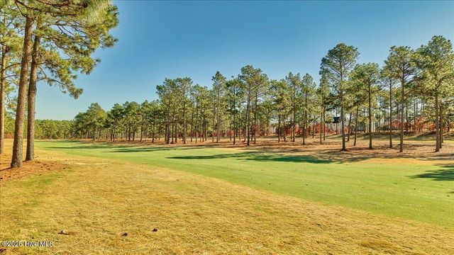 138 Warren Lake Road, Aberdeen, NC 28315