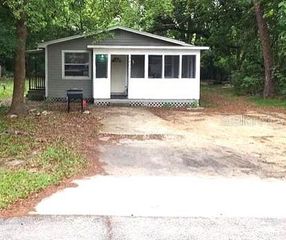 2204 SUANEE AVENUE, Eustis, FL 32726