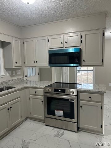 3622 Eagle Cove, Northport, AL 35473