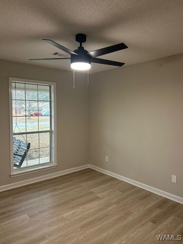 3622 Eagle Cove, Northport, AL 35473