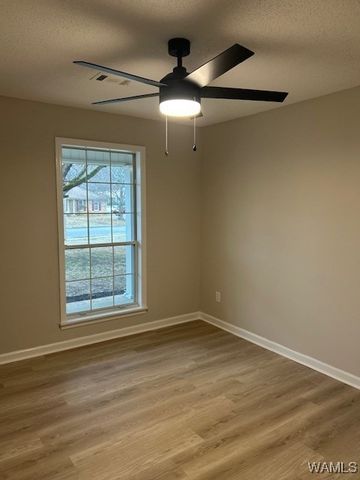 3622 Eagle Cove, Northport, AL 35473