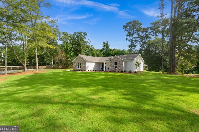 10 Colonial Drive, Carrollton, GA 30117
