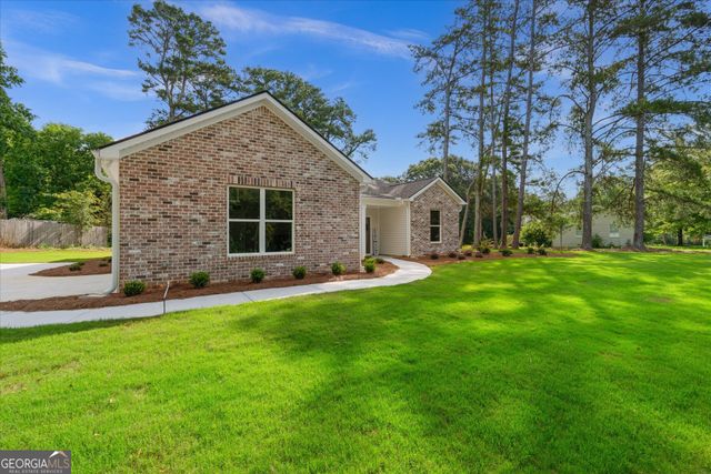 10 Colonial Drive, Carrollton, GA 30117