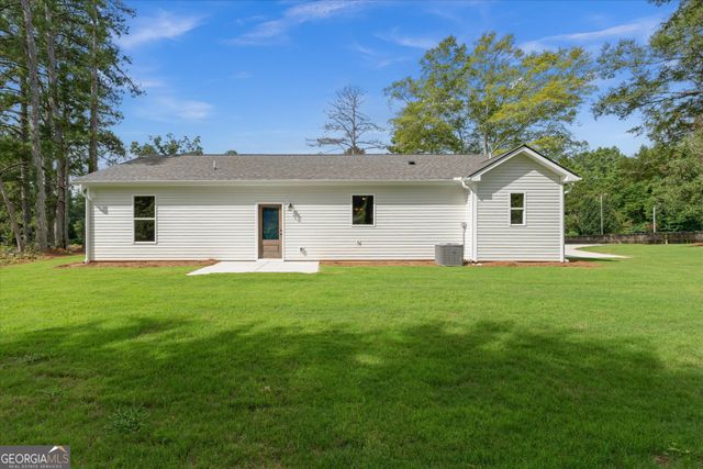 10 Colonial Drive, Carrollton, GA 30117