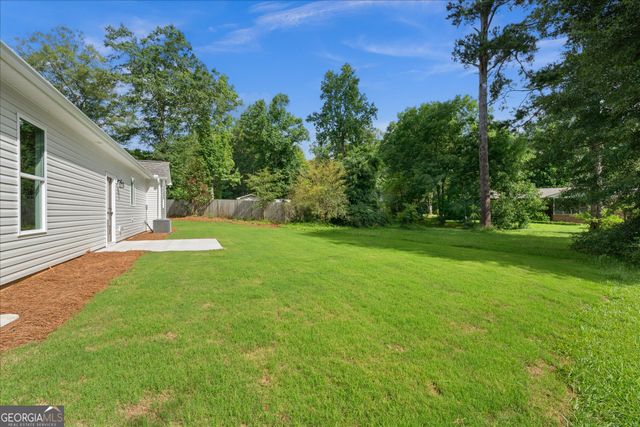 10 Colonial Drive, Carrollton, GA 30117