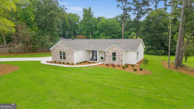 10 Colonial Drive, Carrollton, GA 30117