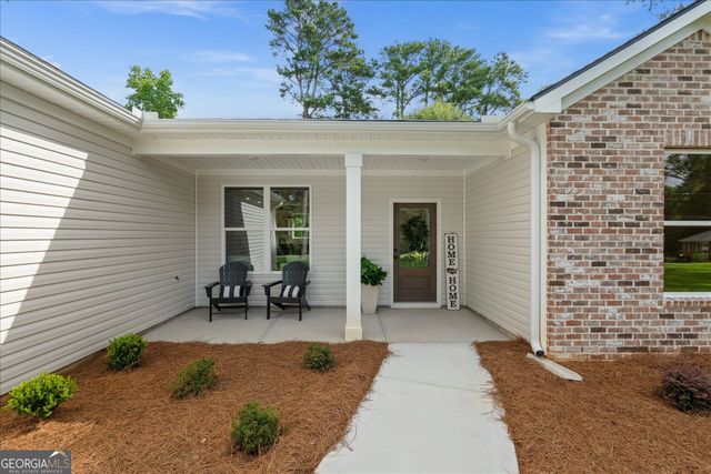 10 Colonial Drive, Carrollton, GA 30117