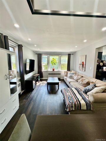 95 N Broadway D2-2, White Plains, NY 10603
