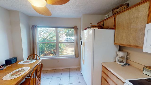 2293 Estate Circle, Navarre, FL 32566