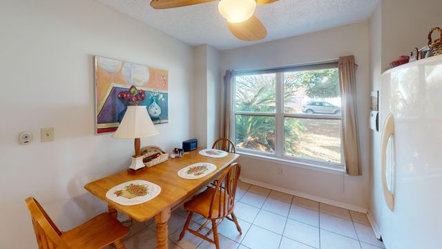 2293 Estate Circle, Navarre, FL 32566