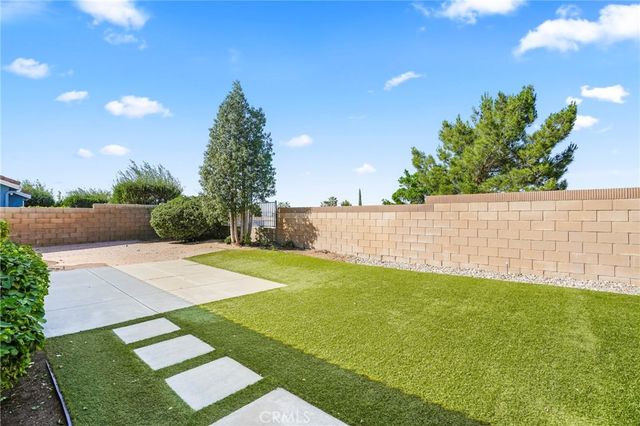 3823 Vitrina Lane, Palmdale, CA 93551