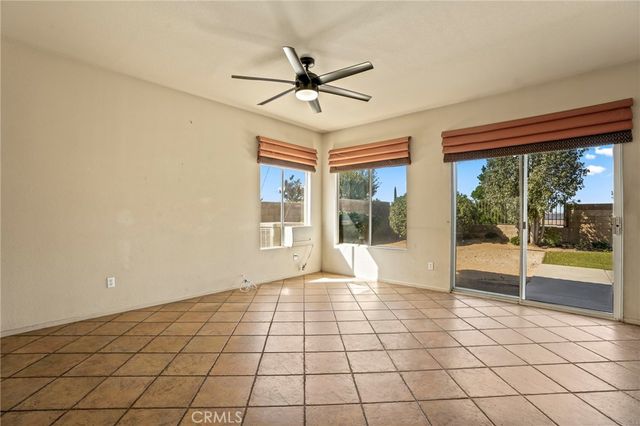 3823 Vitrina Lane, Palmdale, CA 93551