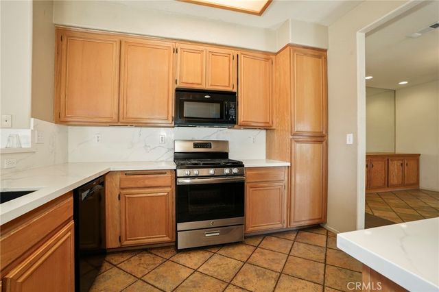 3823 Vitrina Lane, Palmdale, CA 93551