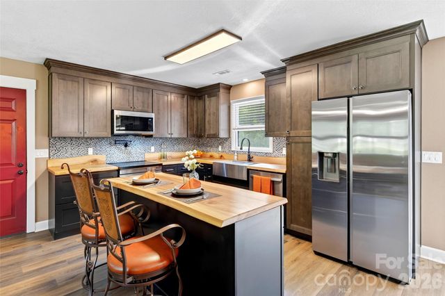 4087 Austin Road, Hudson, NC 28638