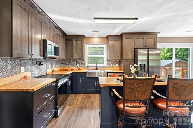 4087 Austin Road, Hudson, NC 28638