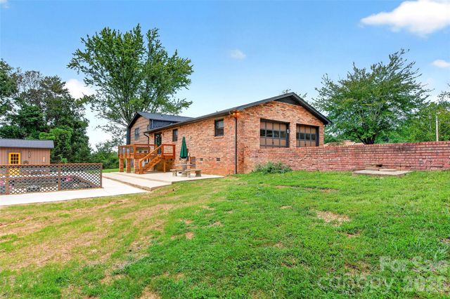 4087 Austin Road, Hudson, NC 28638