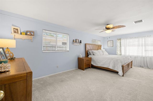 502 E LAKE DRIVE, Largo, FL 33771