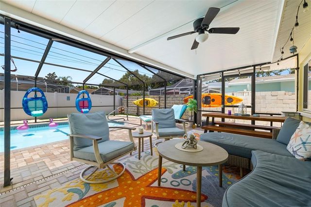 502 E LAKE DRIVE, Largo, FL 33771