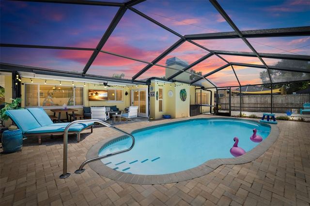 502 E LAKE DRIVE, Largo, FL 33771