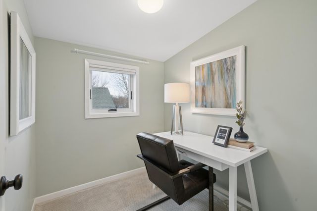 3929 Ewing Avenue S, Minneapolis, MN 55410