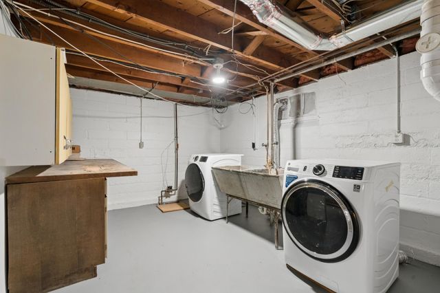 3929 Ewing Avenue S, Minneapolis, MN 55410