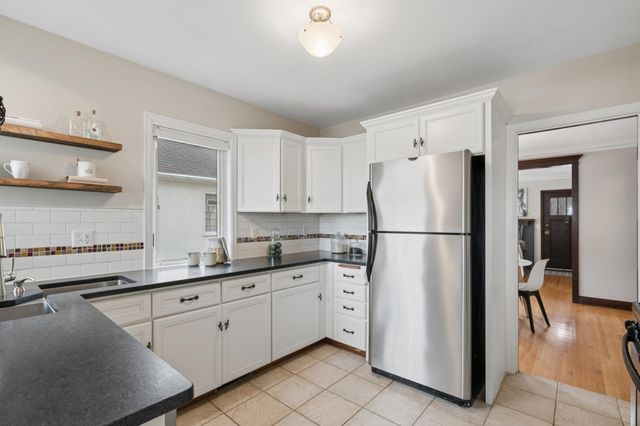 3929 Ewing Avenue S, Minneapolis, MN 55410