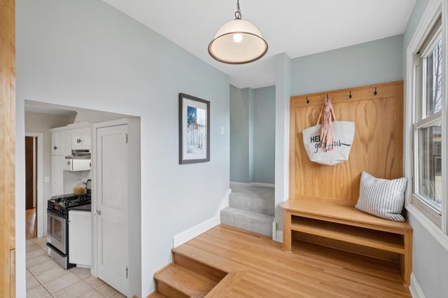 3929 Ewing Avenue S, Minneapolis, MN 55410