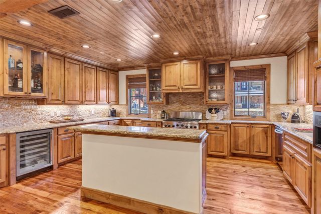 1633 Scenic Drive 101, Graford, TX 76449