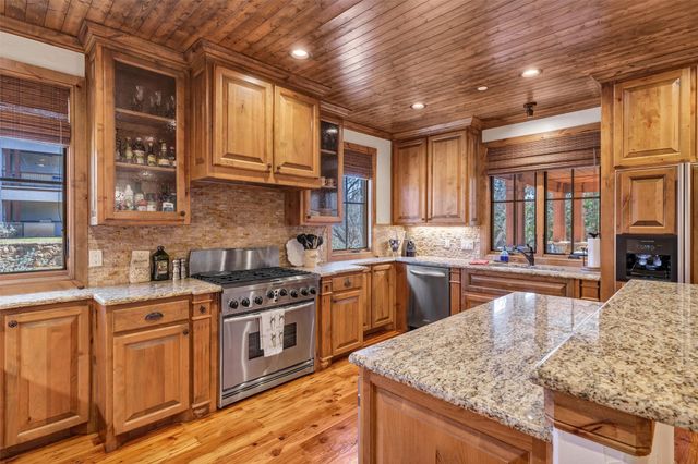 1633 Scenic Drive 101, Graford, TX 76449