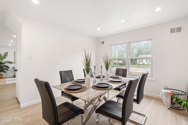 944 Yellowbank Road, Toms River, NJ 08753