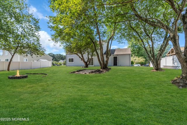 944 Yellowbank Road, Toms River, NJ 08753